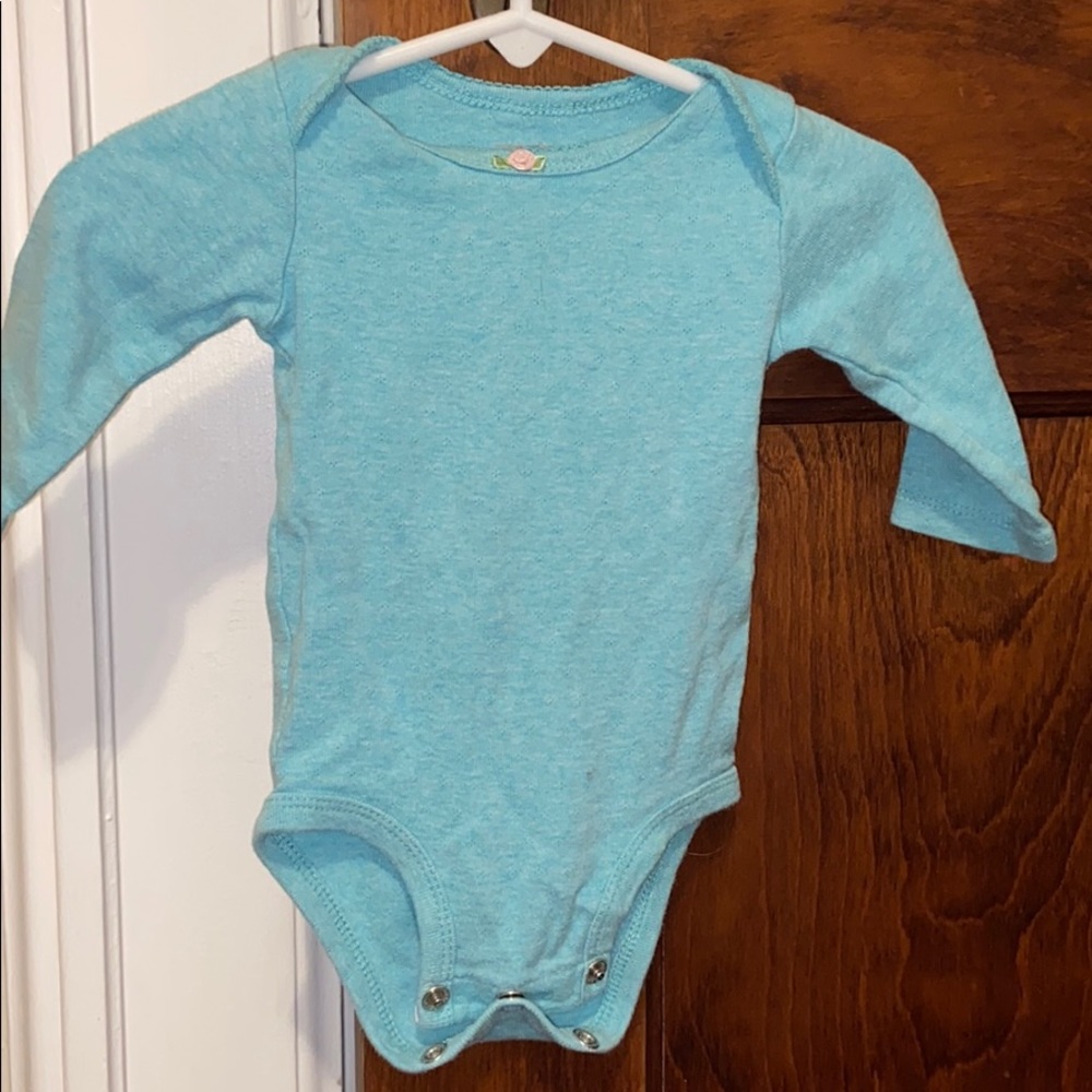 Long sleeve onesie 3/$10